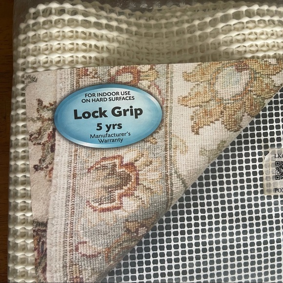Surya Lock Grip Rug Gripper for Hard Surfaces 5x8 - Picture 2 of 8